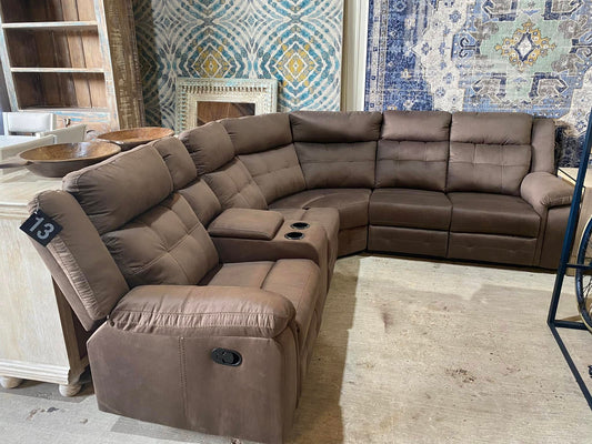 Lane Keystone Manual Reclining Sectional